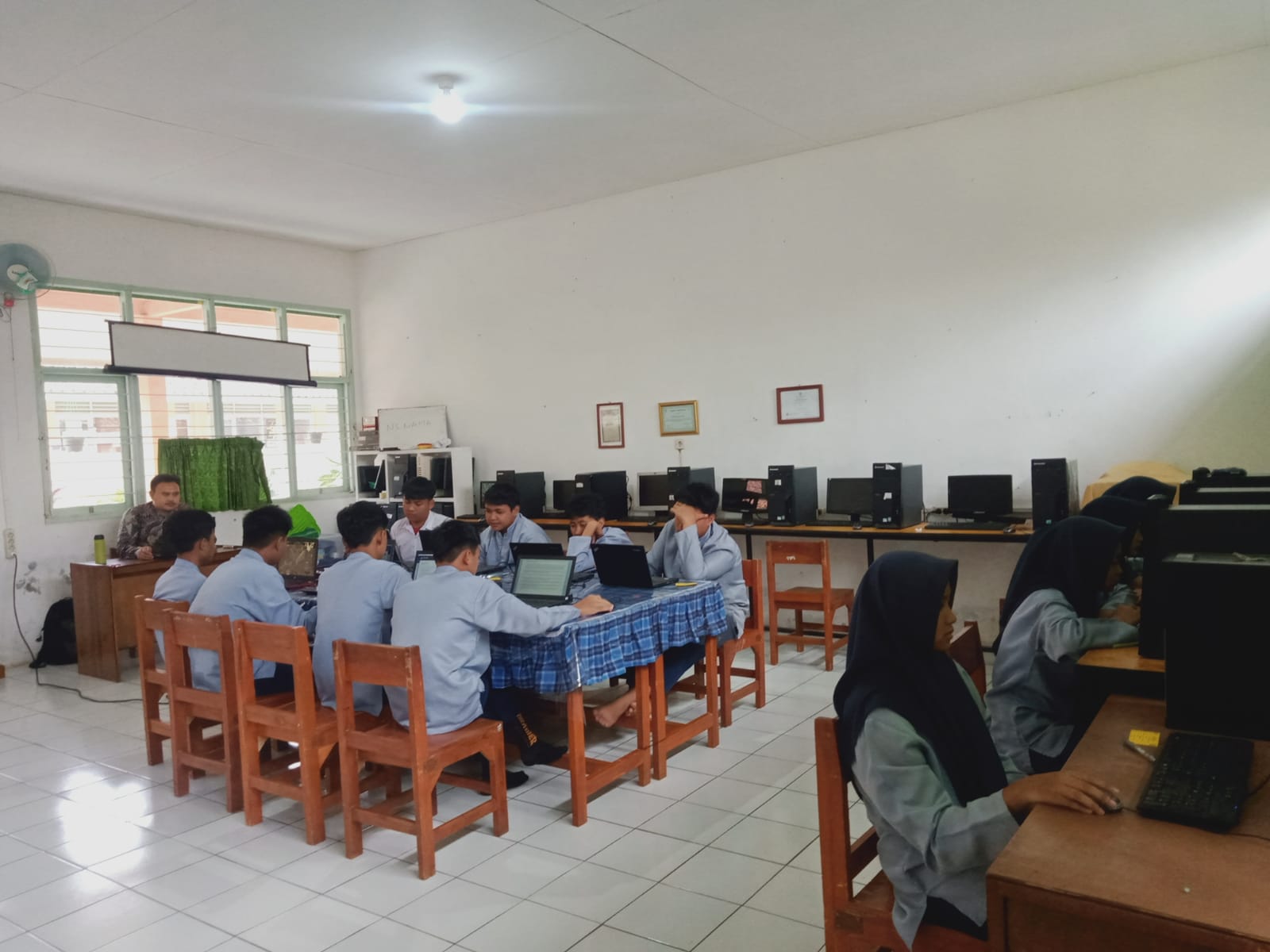 Lab Komputer